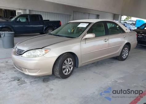 2005 Toyota Camry Le из США, поврежденный, VIN 4T1BE32K35U421264